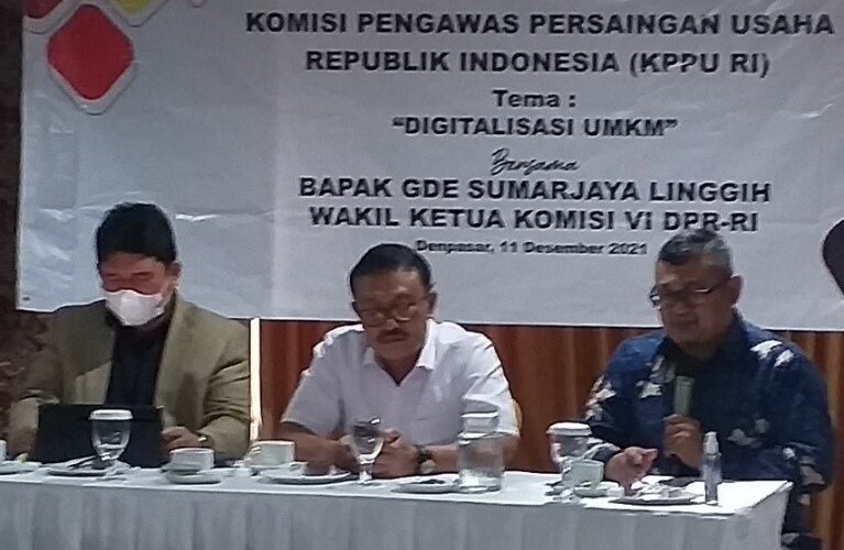 Wakil Ketua KPPU Mengajak Pelaku UMKM di Bali  untuk Memanfaatkan Era Digital dengan Baik