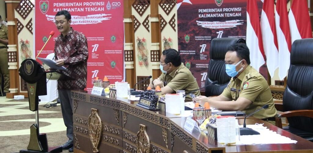 KPPU Lakukan Sosialisasi dan Penyerahan Penetapan Perkara Kemitraan dengan Pemerintah Provinsi Kalimantan Tengah