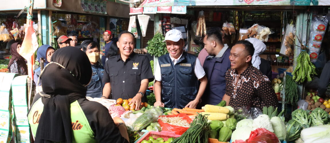 Lakukan Sidak Jelang Ramadhan, Ketua KPPU dan Ketua BPKN Temukan Harga Komoditas Tembus 170 Persen dari HET