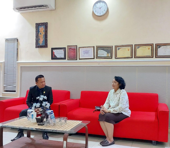 KPPU Pererat Hubungan dengan Fakultas Hukum Universitas Udayana